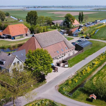 Groepsaccommodatie Fries En Fruitig Nijhuizum Exterior foto