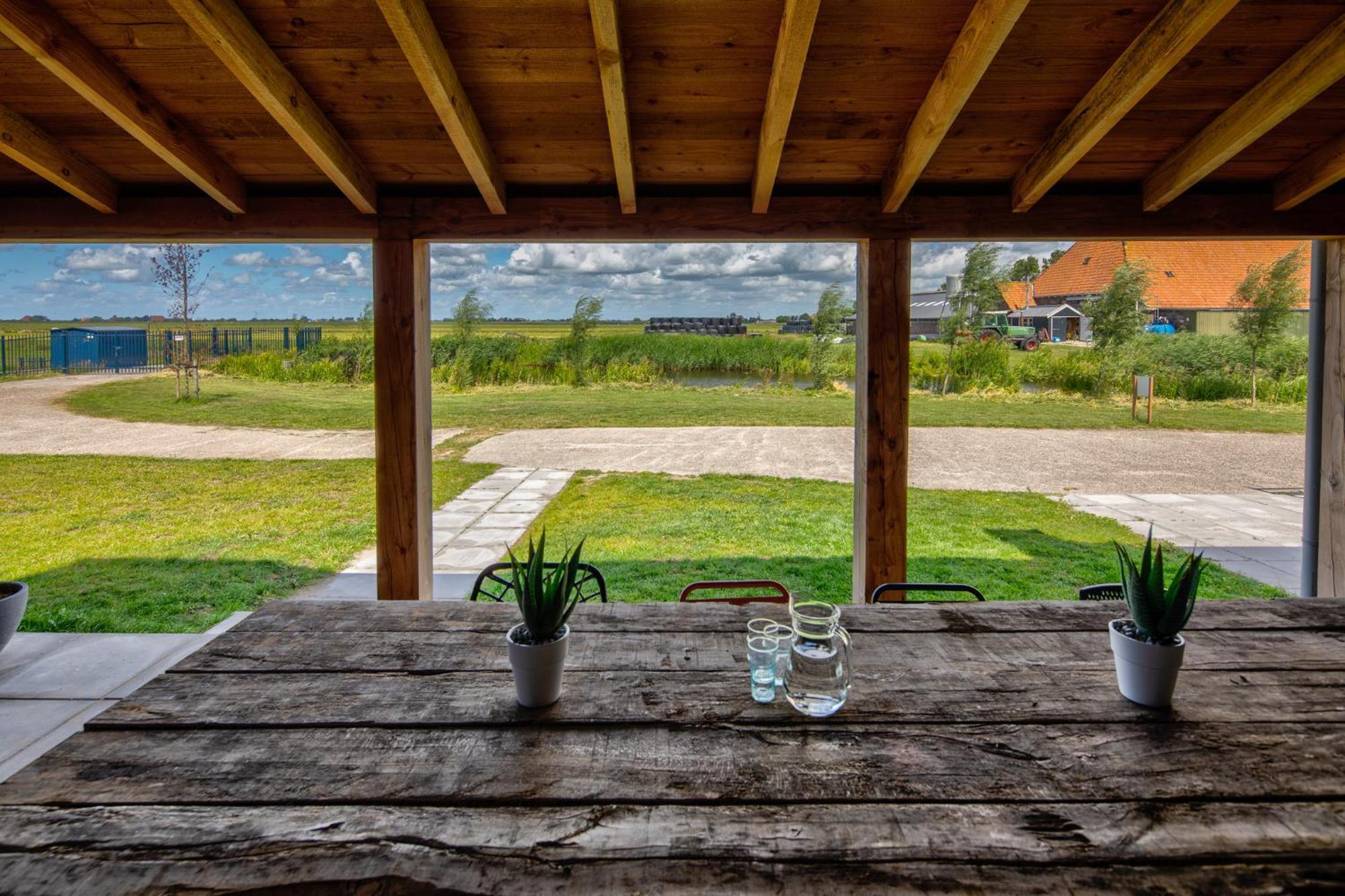 Groepsaccommodatie Fries En Fruitig Nijhuizum Exterior foto